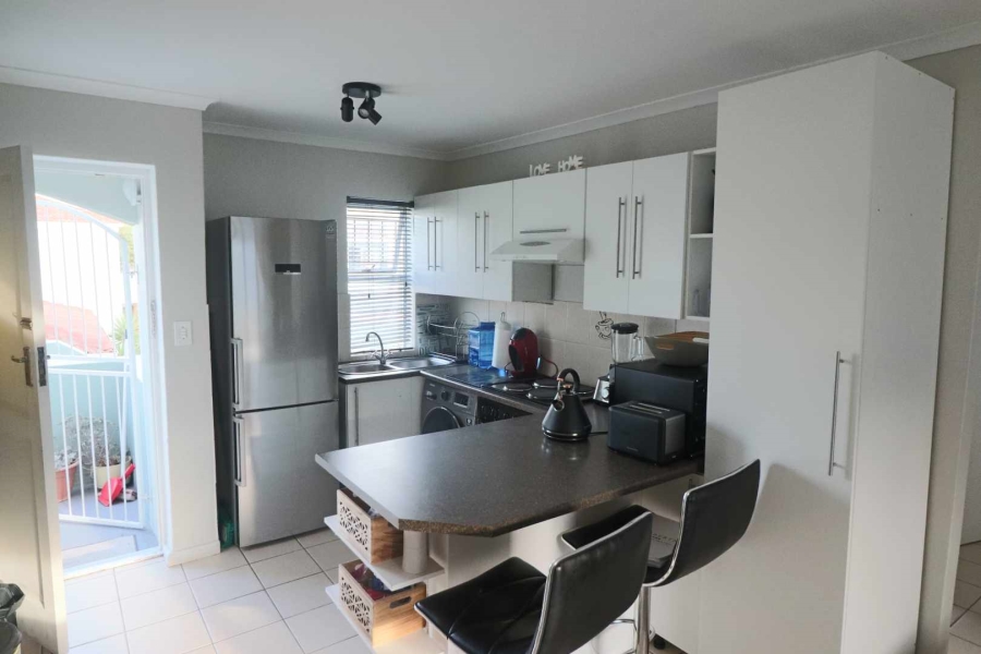 2 Bedroom Property for Sale in Parklands Western Cape